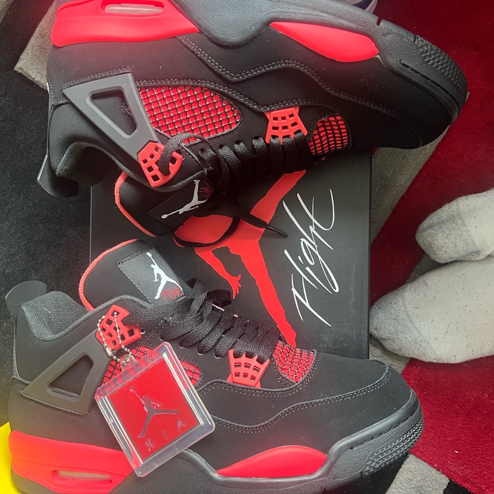 Red thunder 4’s